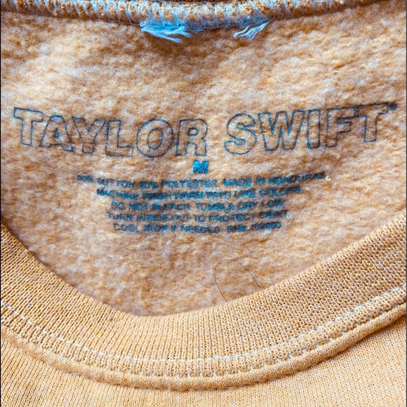 COPY [SOLD]Taylor Swift-To My Lover Yellow CropTop - Picture 4 of 5